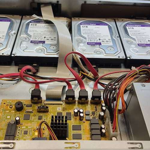 شرکت تعمیرات انواع هارد کامپیوتر